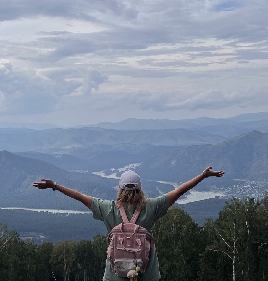 Карл Роджерс и Я-концепция: Путешествие к самопознанию