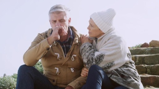 Почему взрослые дети остаются под крышей родителей: взгляды и решения