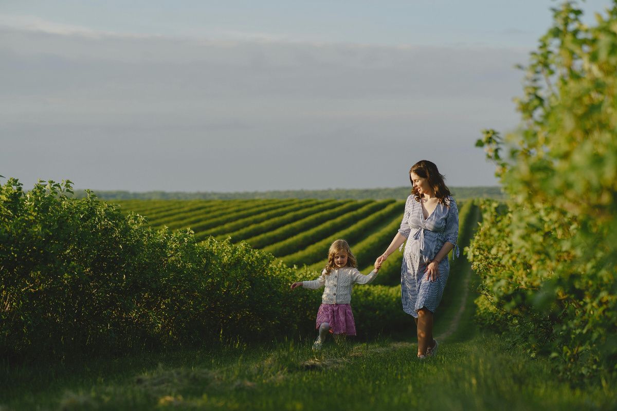 Мама учит дочку подавлять себя: как это влияет на взрослую жизнь