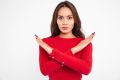 Отрицание как основа созависимости: причины, примеры и последствия